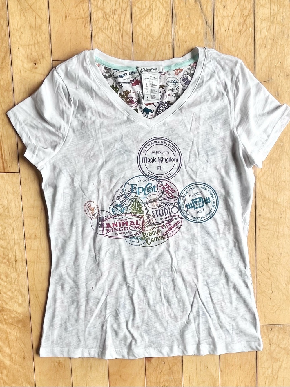 Disney Parks White V‑Neck T‑Shirt Size Medium – Mickey Mouse - Park Stamps